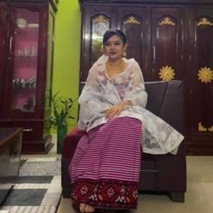 Meet your Posher, Monica